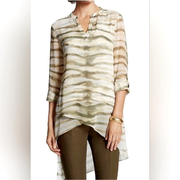 Chico's Dynamic Twist Tula Tunic Top Asymmetrical Hem Roll Tab Sleeve SIZE LARGE - Picture 1 of 10